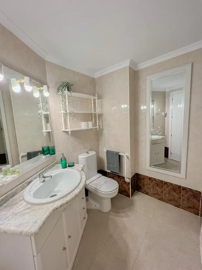 Beautiful Sea Views Apartment Pool & Beach Torremolinos